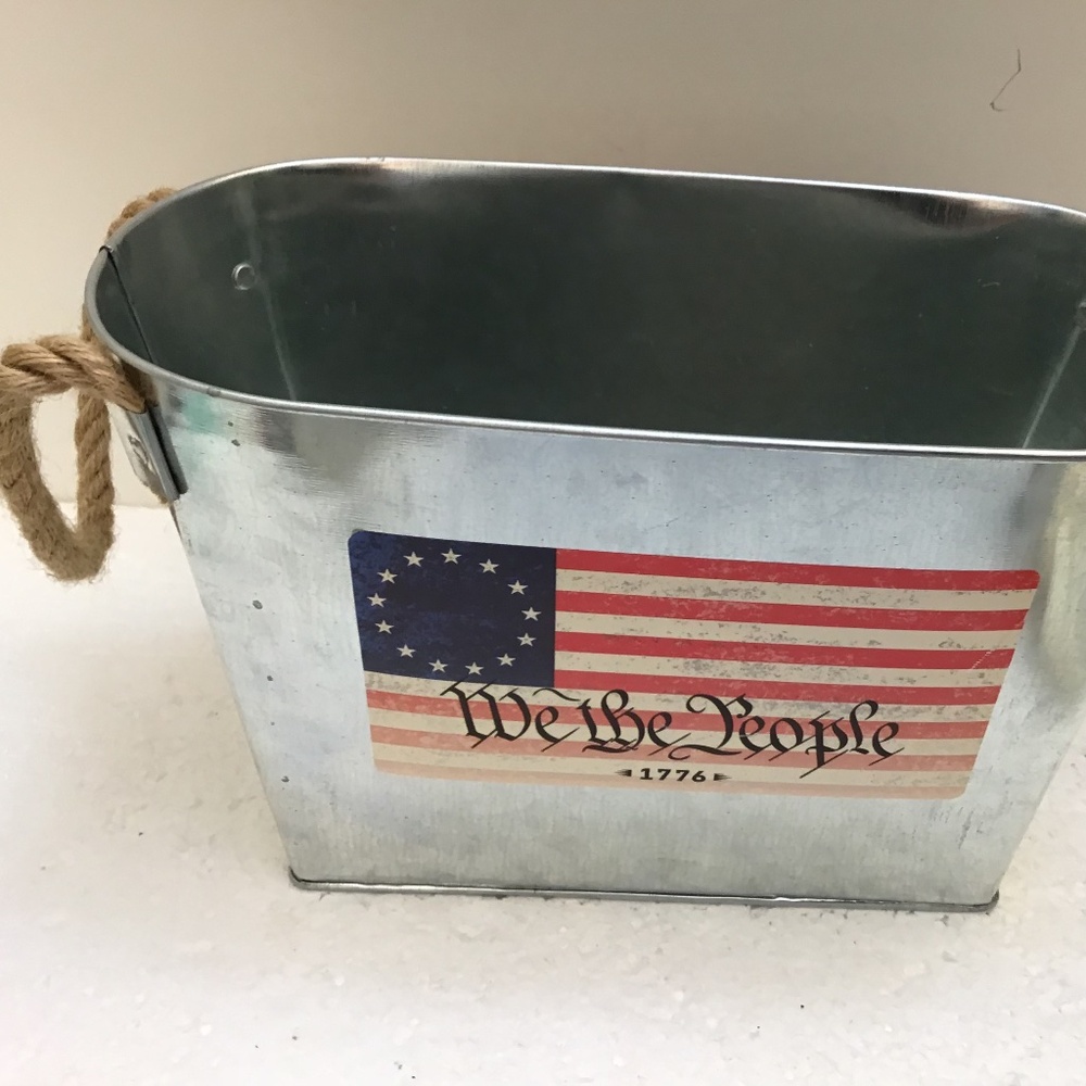 Metal Utensil Tray Patriotic American Flag with Rope Handles Outdoor Entertainin